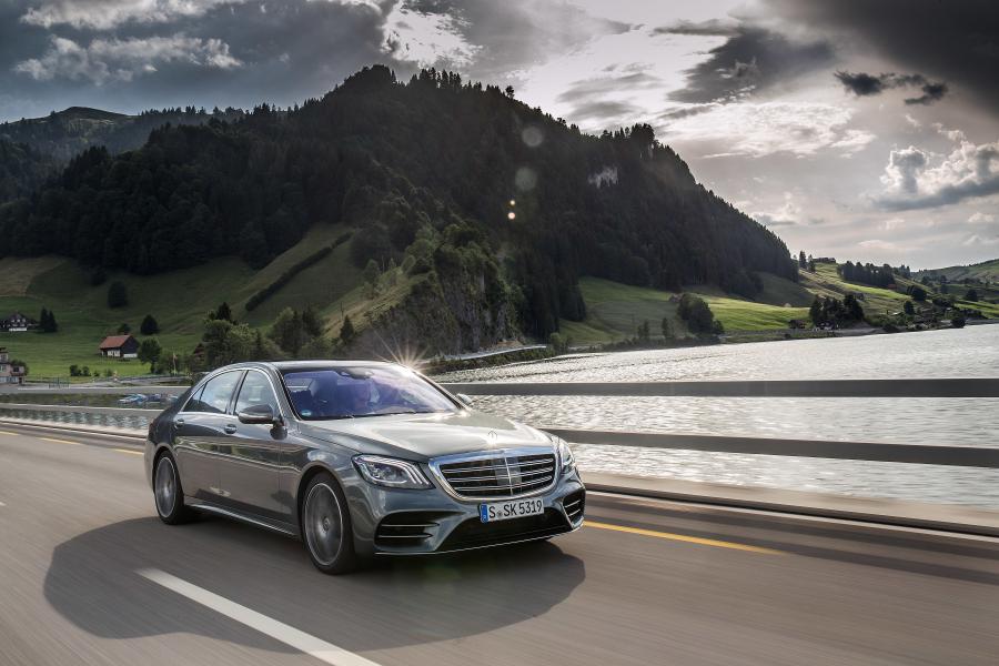  Mercedes-Benz S500 Lang AMG Line 2017 года  (WW) (фото 2 из 33)